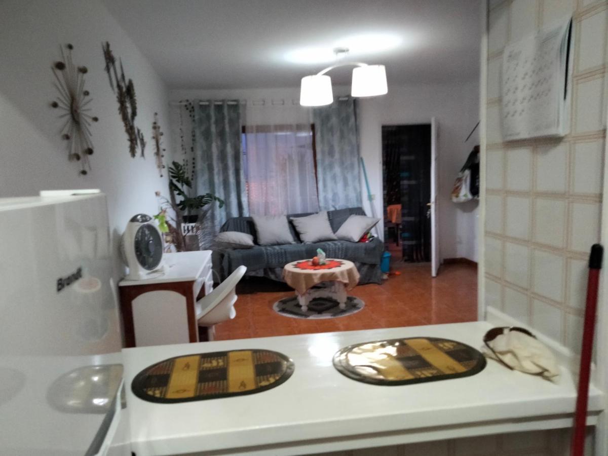 Mi Casita De La Playa Appartement Puerto del Carmen  Buitenkant foto