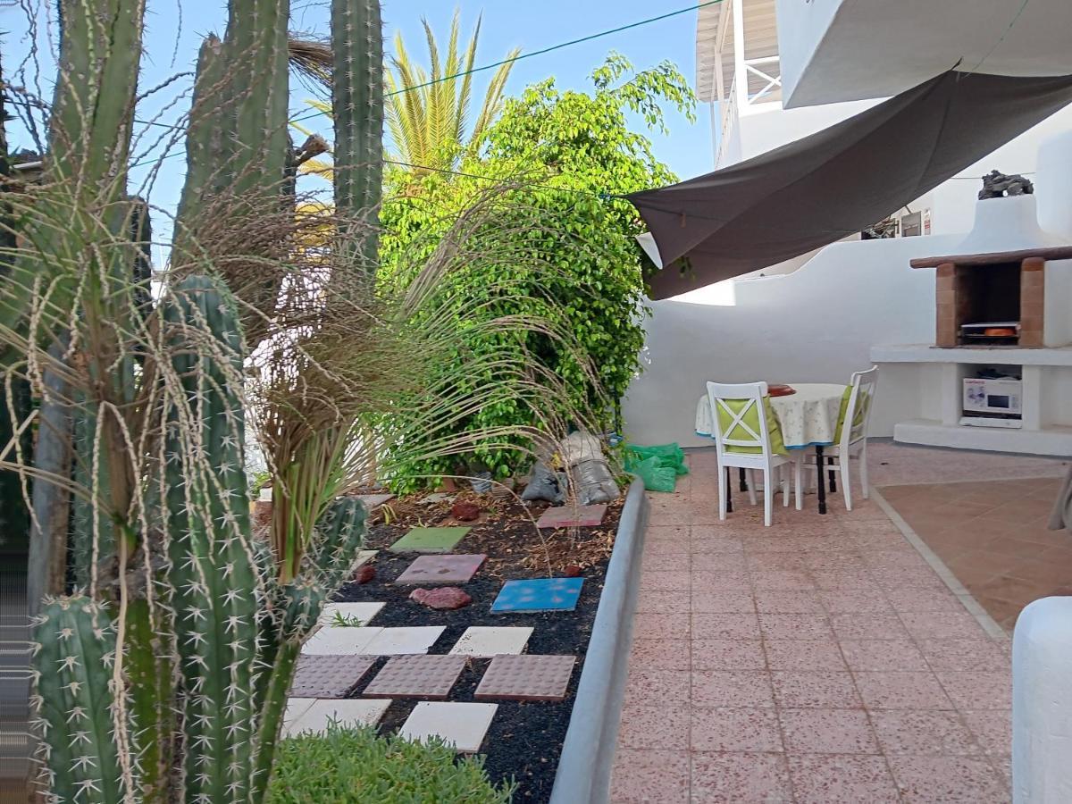 Mi Casita De La Playa Appartement Puerto del Carmen  Buitenkant foto