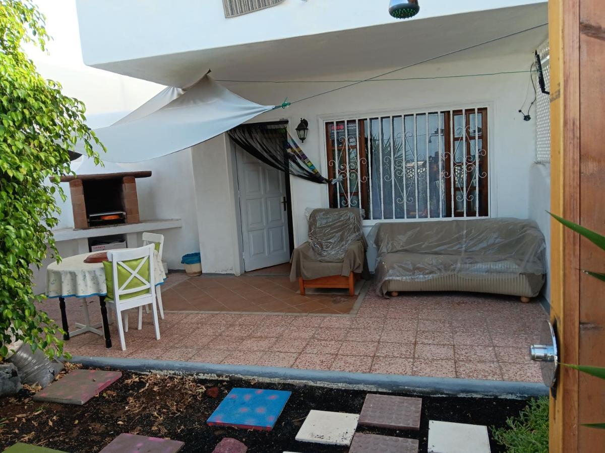 Mi Casita De La Playa Appartement Puerto del Carmen  Buitenkant foto
